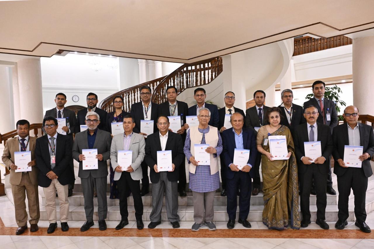 সরকারি প্রতিষ্ঠানে দুর্নীতির কোনো সুযোগ থাকবে না প্রধান উপদেষ্টা সরকারি প্রতিষ্ঠানে দুর্নীতির কোনো সুযোগ থাকবে না প্রধান উপদেষ্টা